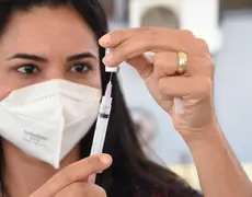 Ponta Porã iniciou 4.ª dose de vacinação para pessoas acima dos 40 anos nesta segunda-feira